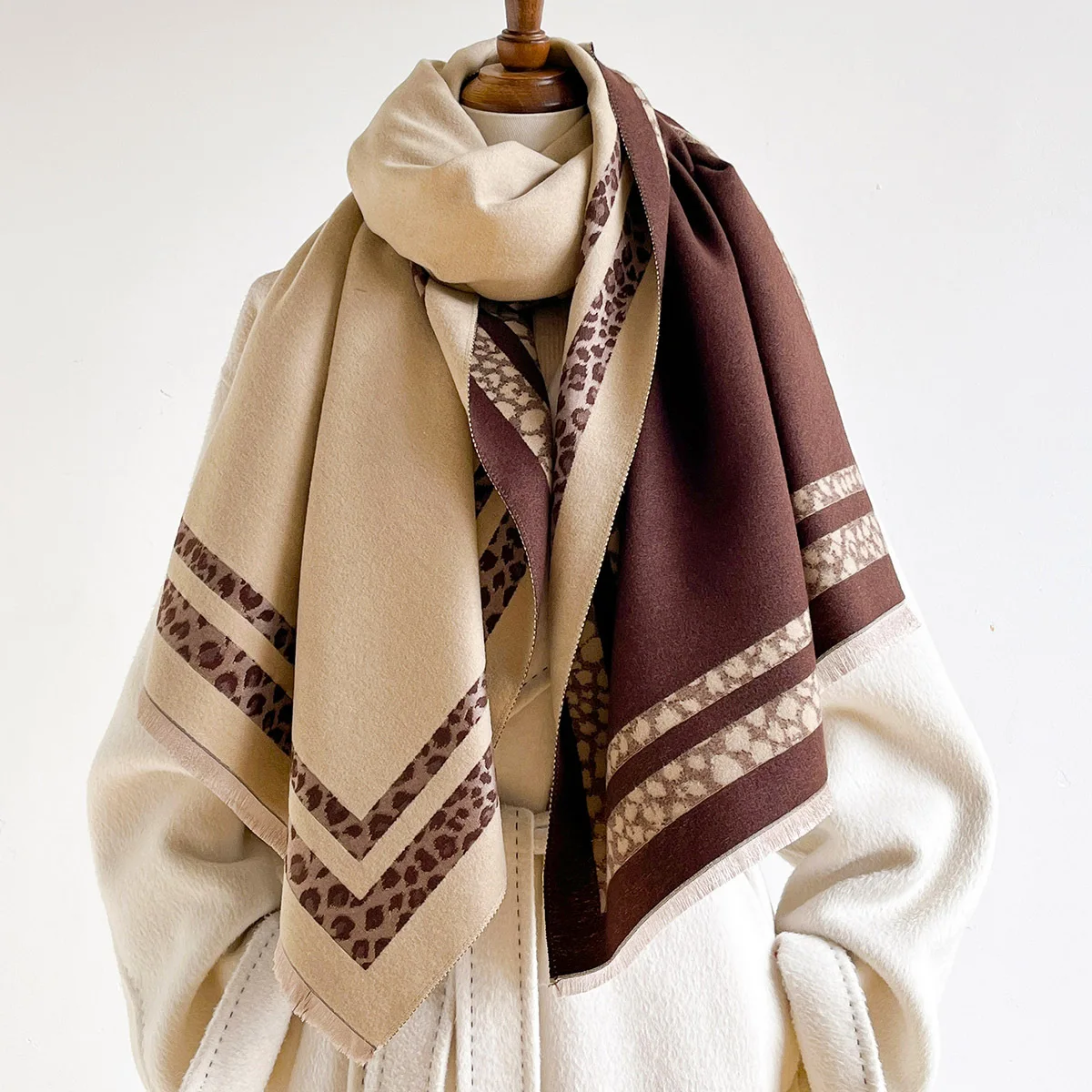 Selendang Tebal Berwarna Polos - Cashmere Scarf ulasan dan harga