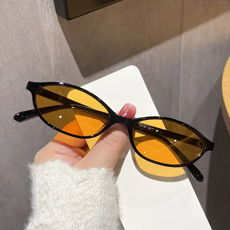 Kacamata Hitam Oval Kecil Mode - Designer Sunglasses ulasan dan harga